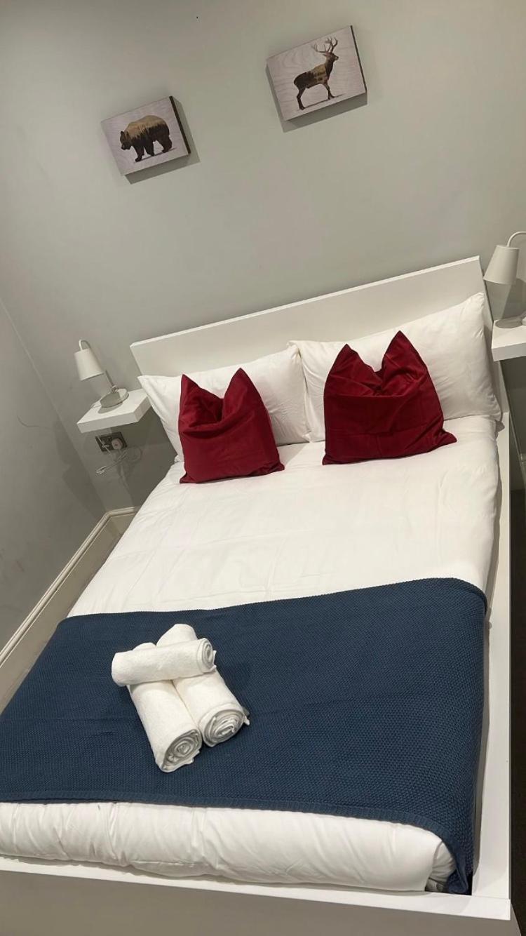 Brilliant 2 Bed Apartment - Spacious, Central & Well-Connected London Bagian luar foto
