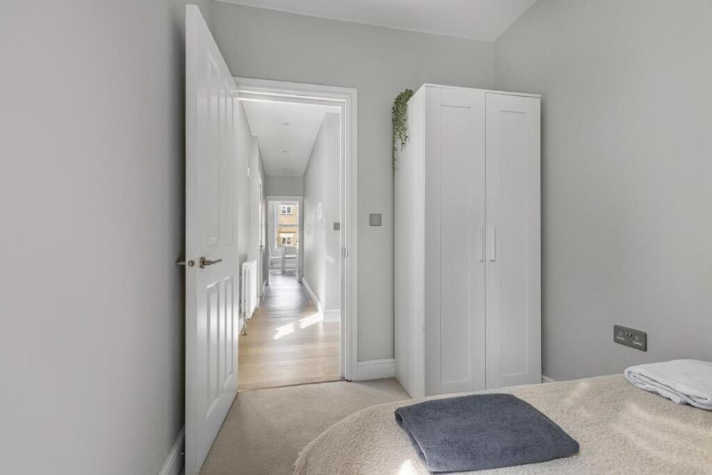 Brilliant 2 Bed Apartment - Spacious, Central & Well-Connected London Bagian luar foto